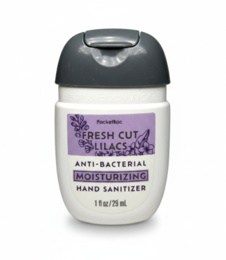 C0495 BBW SOAPS &SANITIZERS MINI SANITIZER RESH CUT LILACS 29 ML.